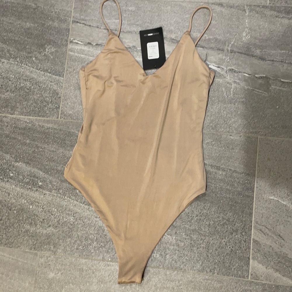 Fashionnova bodysuit